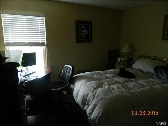 4th image of 3703 Candlewyck Club Dr APT A