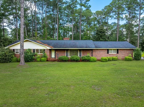 411 Haley Ave, Ashburn, GA 31714