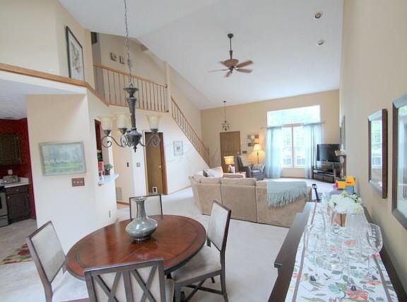 4th image of 3017 Stone Mountain Dr