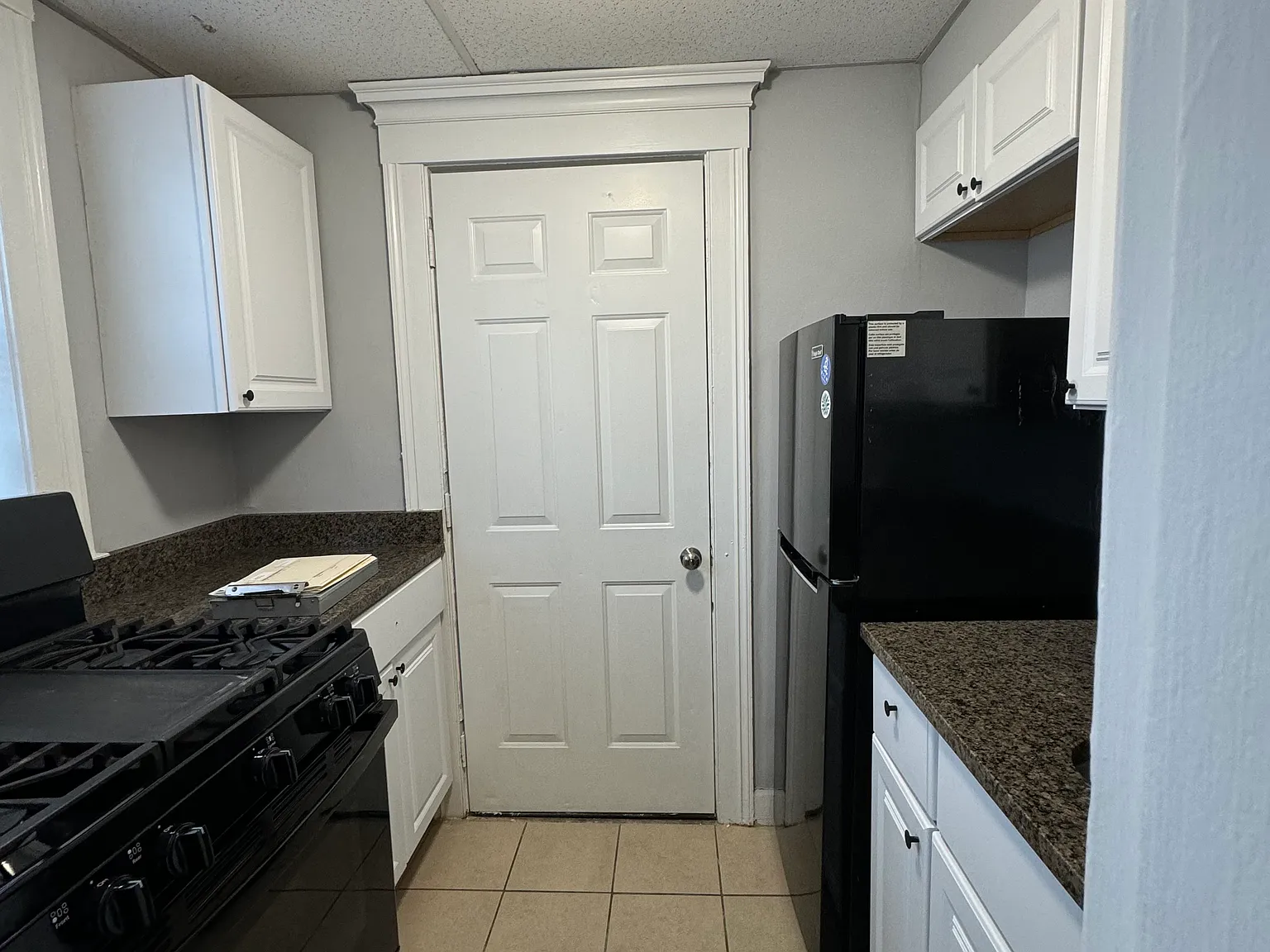 Studio, $1,475 — Photo 4