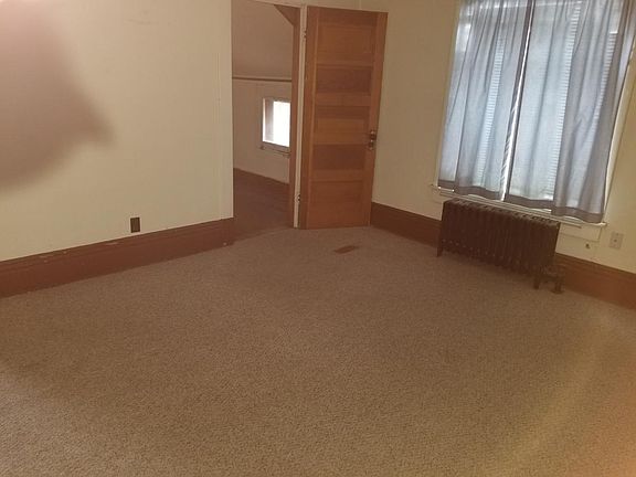 3rd image of 603 Spring Creek Dr Floor 2