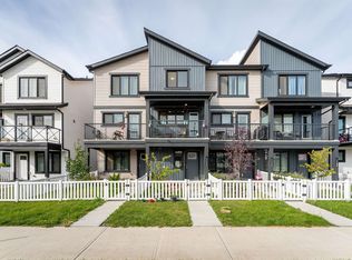 1172 Aster Blvd NW, Edmonton, AB T6T2N8