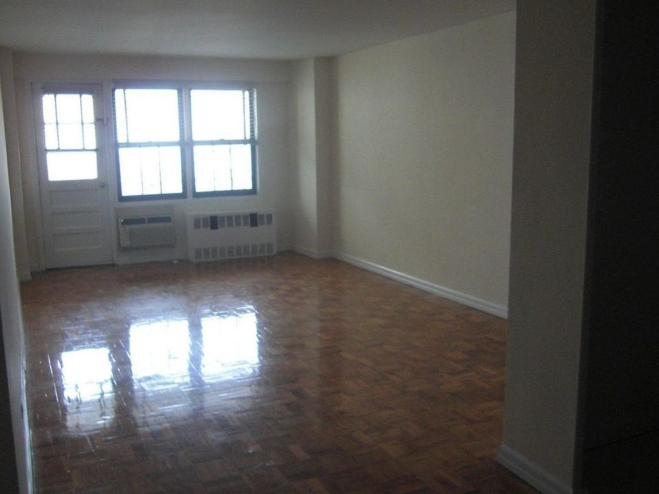 1st image of 12360 83rd Ave APT 12C