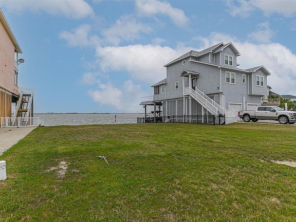 4th image of 1618 Windsong Way