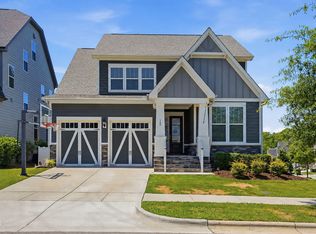100 Oaks End Dr, Holly Springs, NC 27540