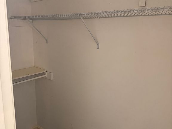 4th image of 2792 Dromedary Dr