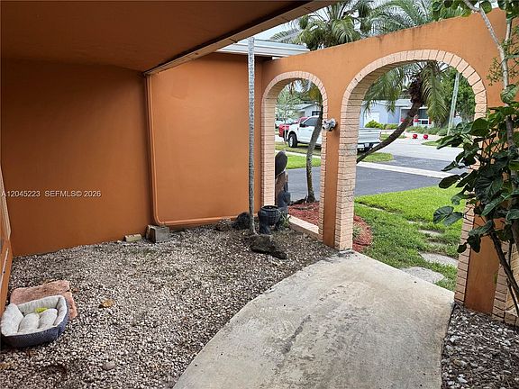 5th image of 9160 SW 54th Pl