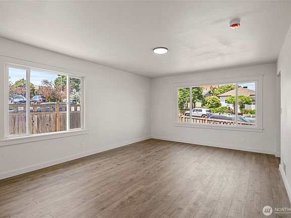 4th image of 1231 4th Street