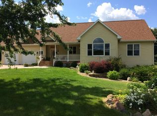 4093 405th Ave NE, Stanchfield, MN 55080