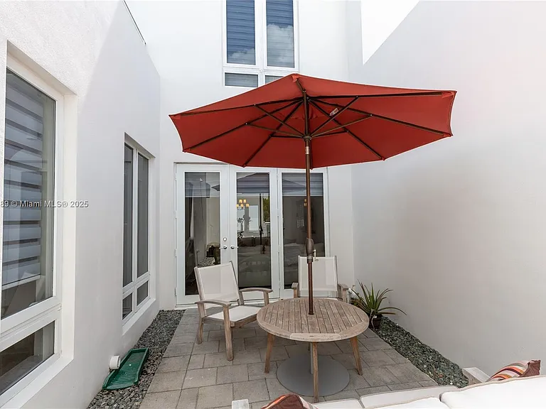6330 NW 104th Path — Photo 22