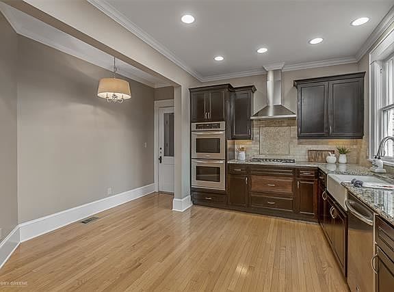 5th image of 4017 Baltimore Ave
