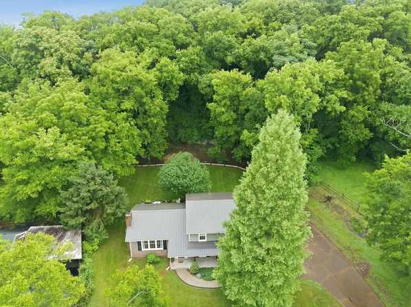 104 N Fairview Dr, Mount Pleasant, TN 38474