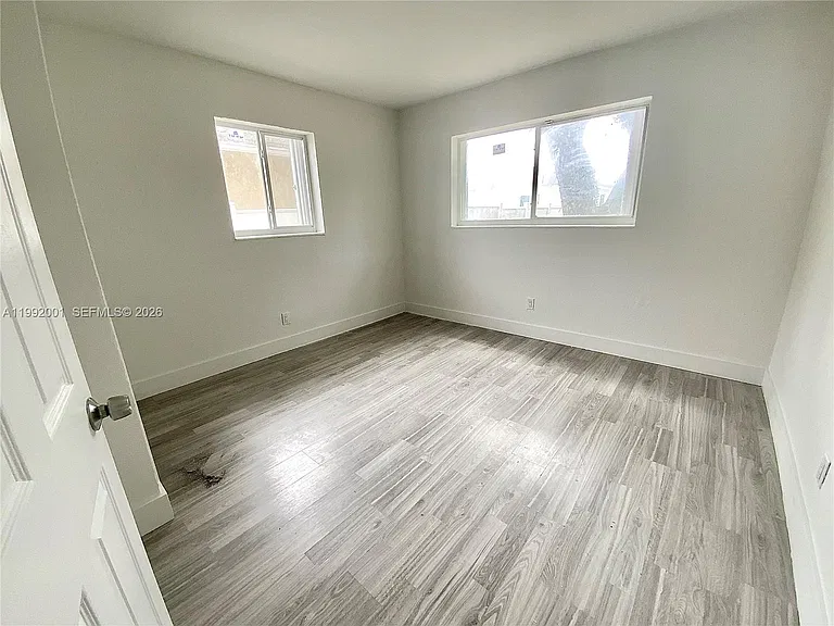 2840 NW 8th St — Photo 7