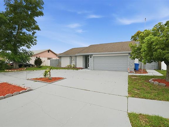 3rd image of 11320 Partridge Dr
