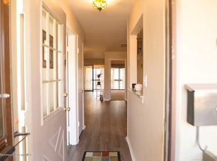 14 Friendship Ct, Red Bank, NJ 07701