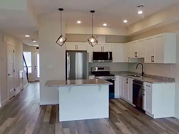 2nd image of 326 A Boutin Ave #326B