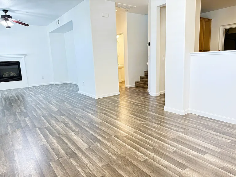 26279 Iris Ave #E — Photo 6