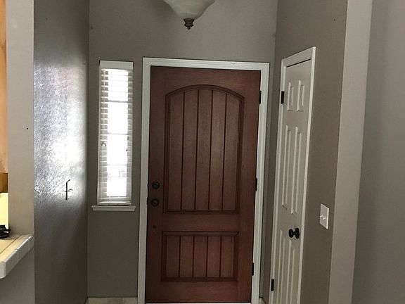 4th image of 1914 N Cotta Ct