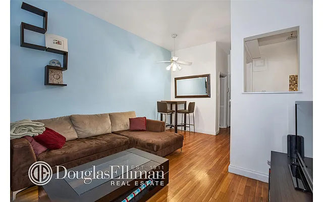 Rented by Douglas Elliman | media 15