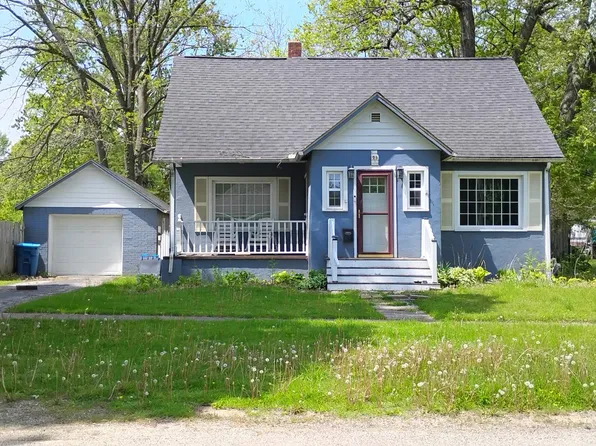 29 Bond St, Quincy, MI 49082