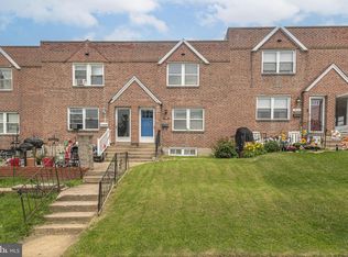 1222 E 10th St, Crum Lynne, PA 19022