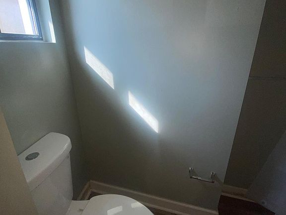 2nd image of 431 7th North St #2