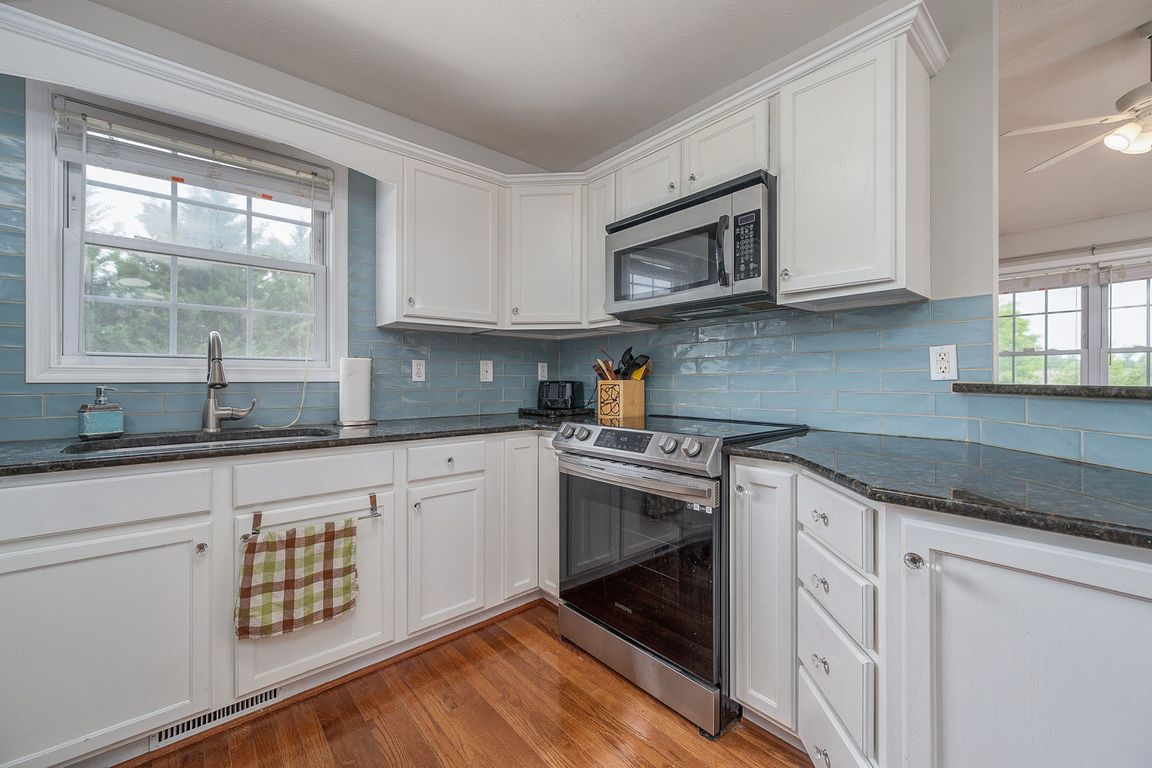 7179 Stage Rd, Concord, VA 24538 Zillow