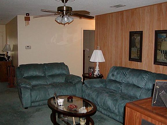 4th image of 227 Rockaway Dr