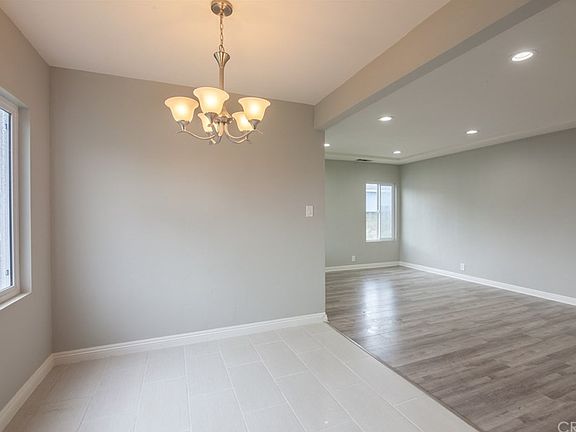 4th image of 6511 Bellaire Ave