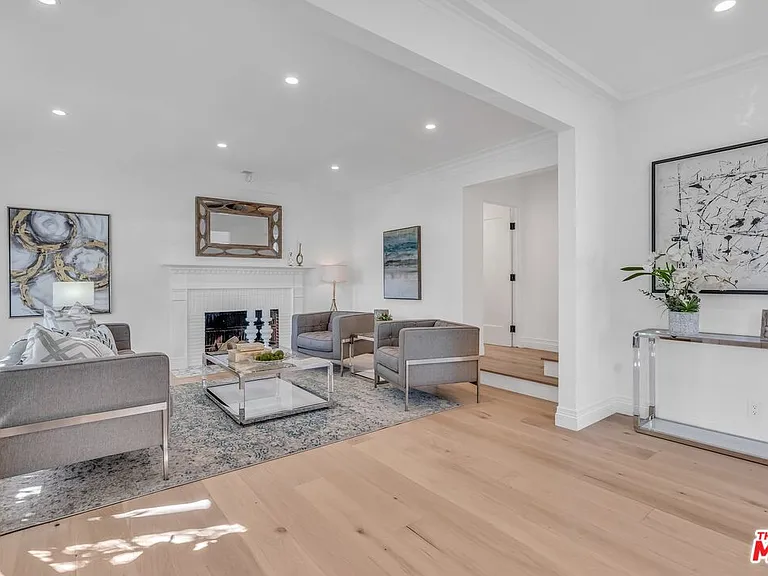 135 S Linden Dr — Photo 17