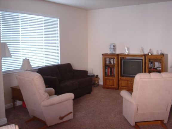 3rd image of 4679 Greensand Dr