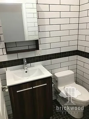 Rented by East Williamsburg Realty Inc | media 51