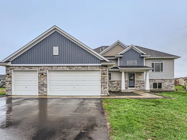 29248 Wildwood Rd, Chisago City, MN 55013