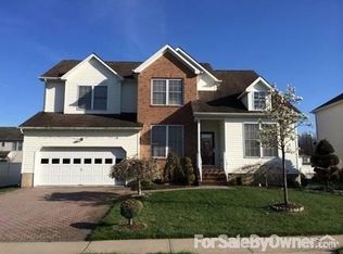 59 Champlain Rd, Monmouth Junction, NJ 08852