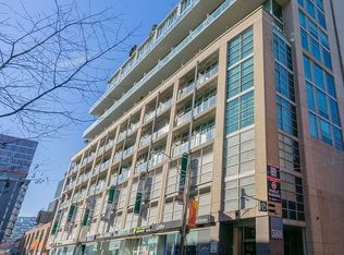 388 Richmond St W #406, Toronto, ON M5V3P1