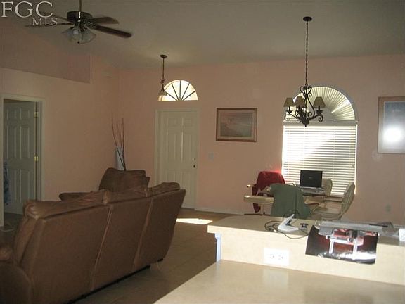 5th image of 2120 NW 20th Pl