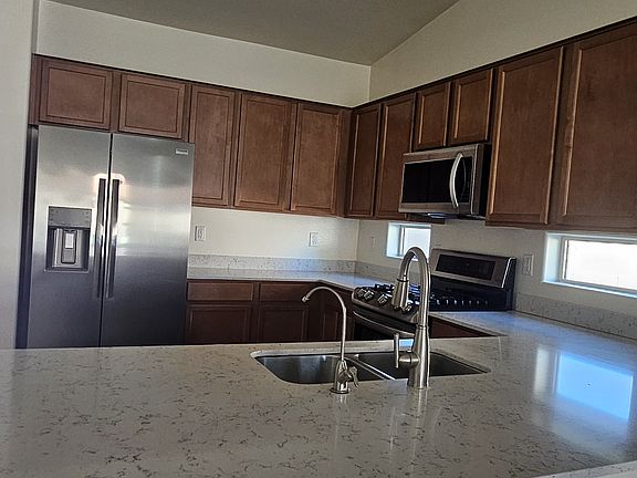5th image of 25209 N 53rd Ln