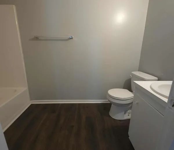 2 bed, $800 — Photo 3