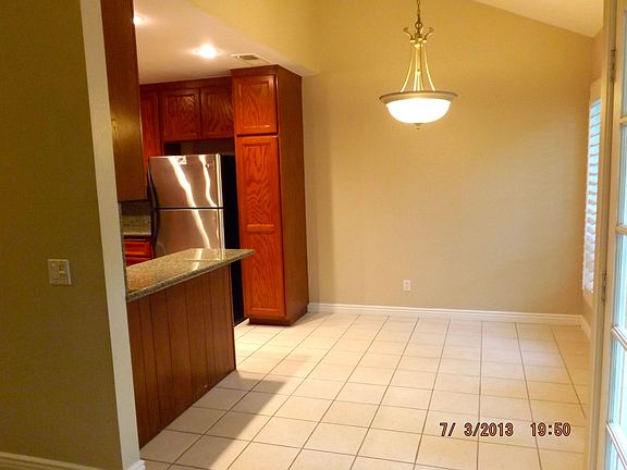 Dining and breakfast counter