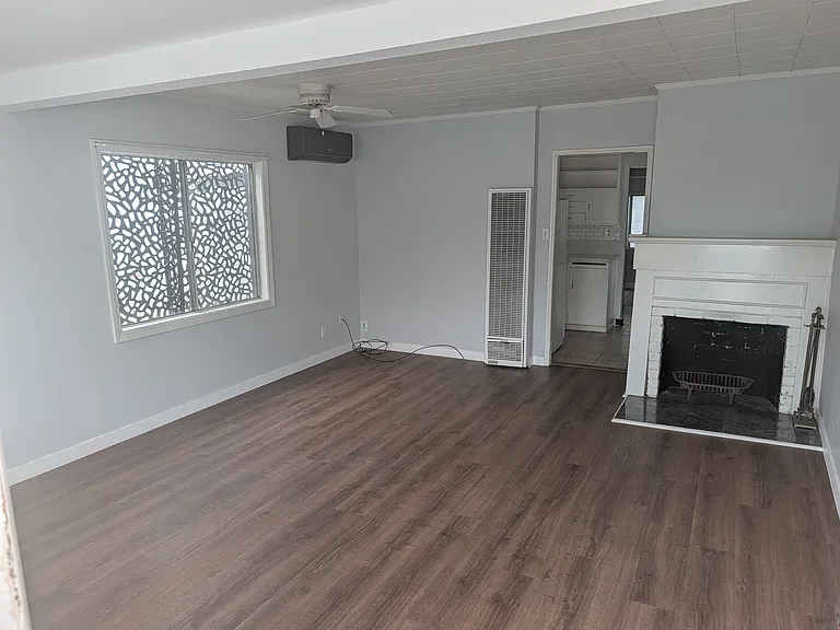 333 1/2 Carroll Park W — Photo 3