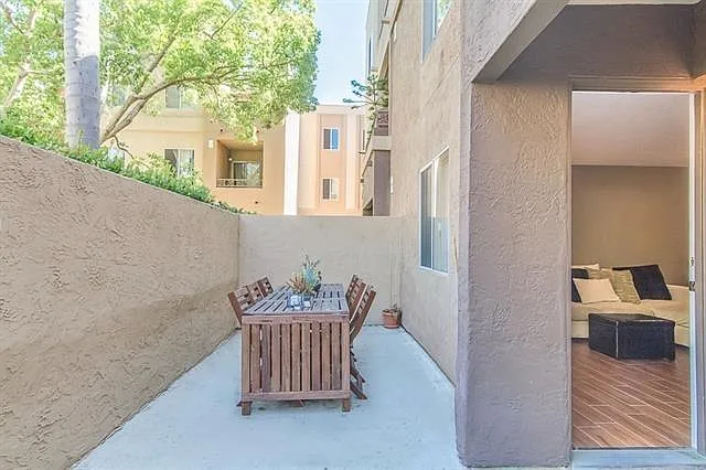 3440 Lebon Dr #4108
