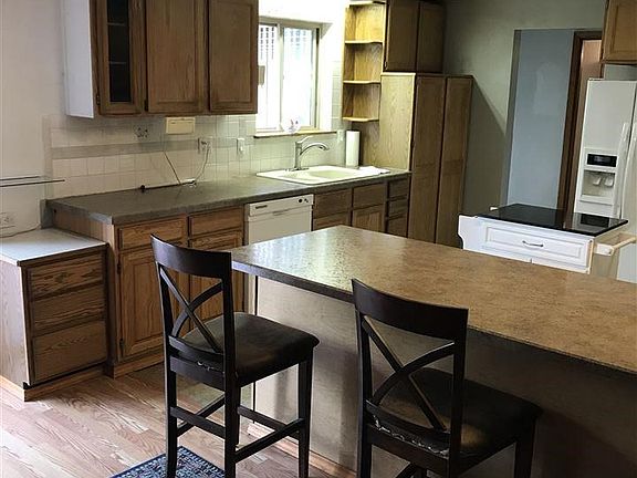5th image of 3012 W John Day Ave