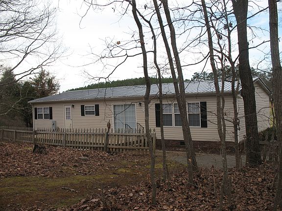 3rd image of 106 Honeywood Dr
