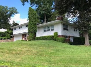 2 Nautical Ter, Lake Hopatcong, NJ 07849
