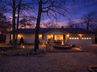 48 S Hills Loop, Eureka Springs, AR 72631