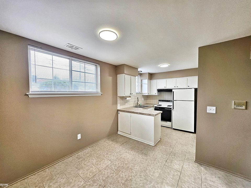 8161 Denwood Dr Apt 6, photo 17