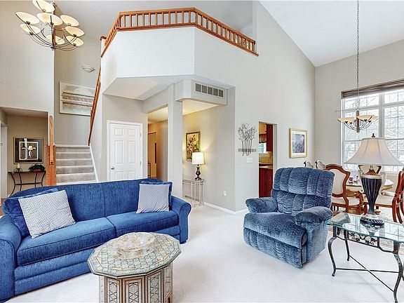 3rd image of 2692 Walton Blvd