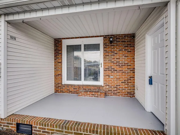 1018 Konnarock Rd — Photo 19