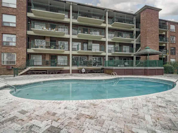 55 Hanover Cir S APT 301, Birmingham, AL 35205