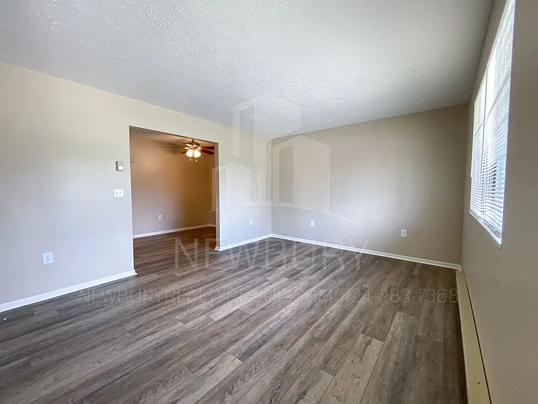 120 Clearview Mdws — Photo 2